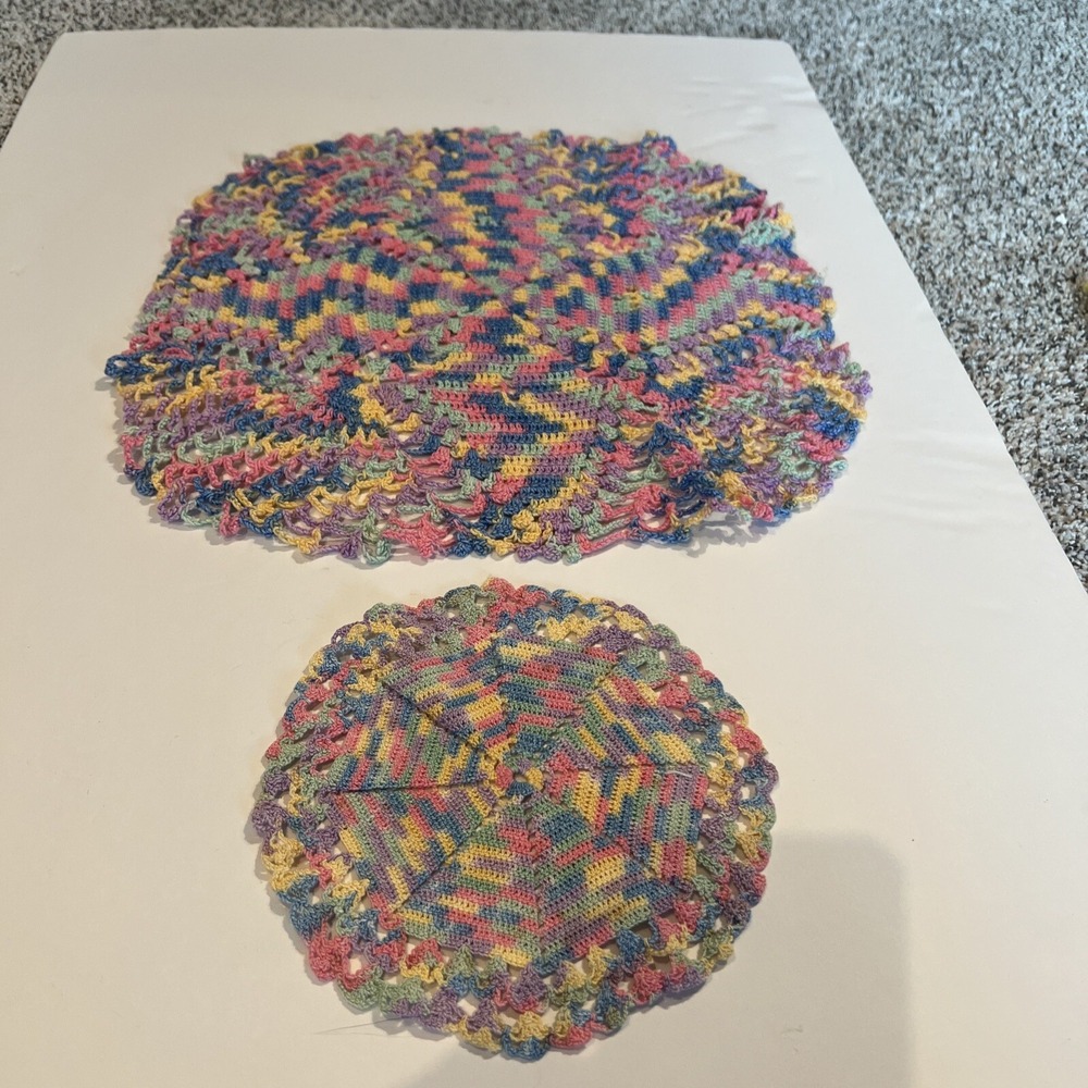 Set Of 2 Pastel Doilies.  7" And 13 1/2"